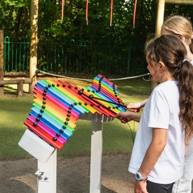 Percussion Plus Duo Wave 30 xylofoon buiten regenboog