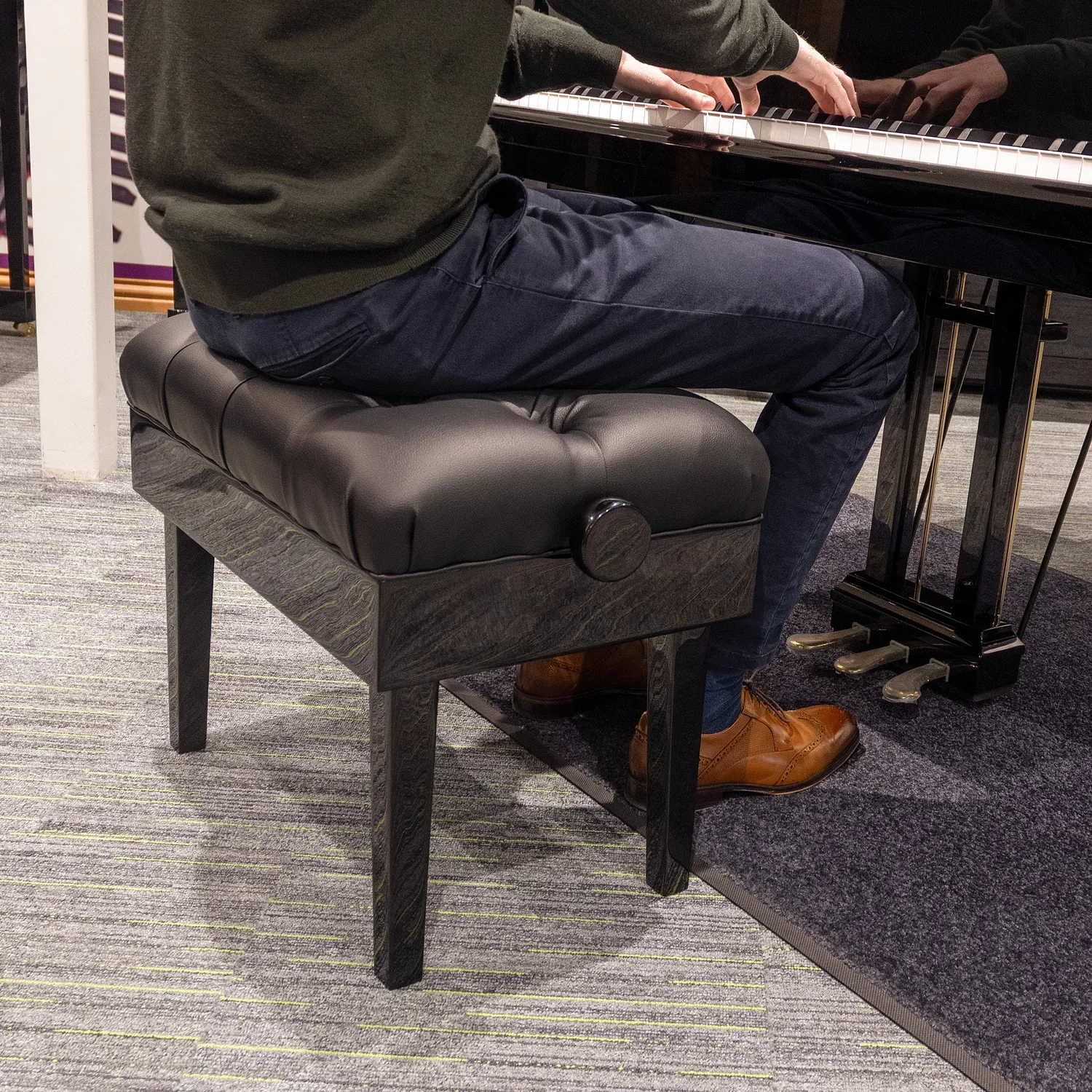 Musisca Deluxe Concert pianokruk zwart hoogglans kunstleer