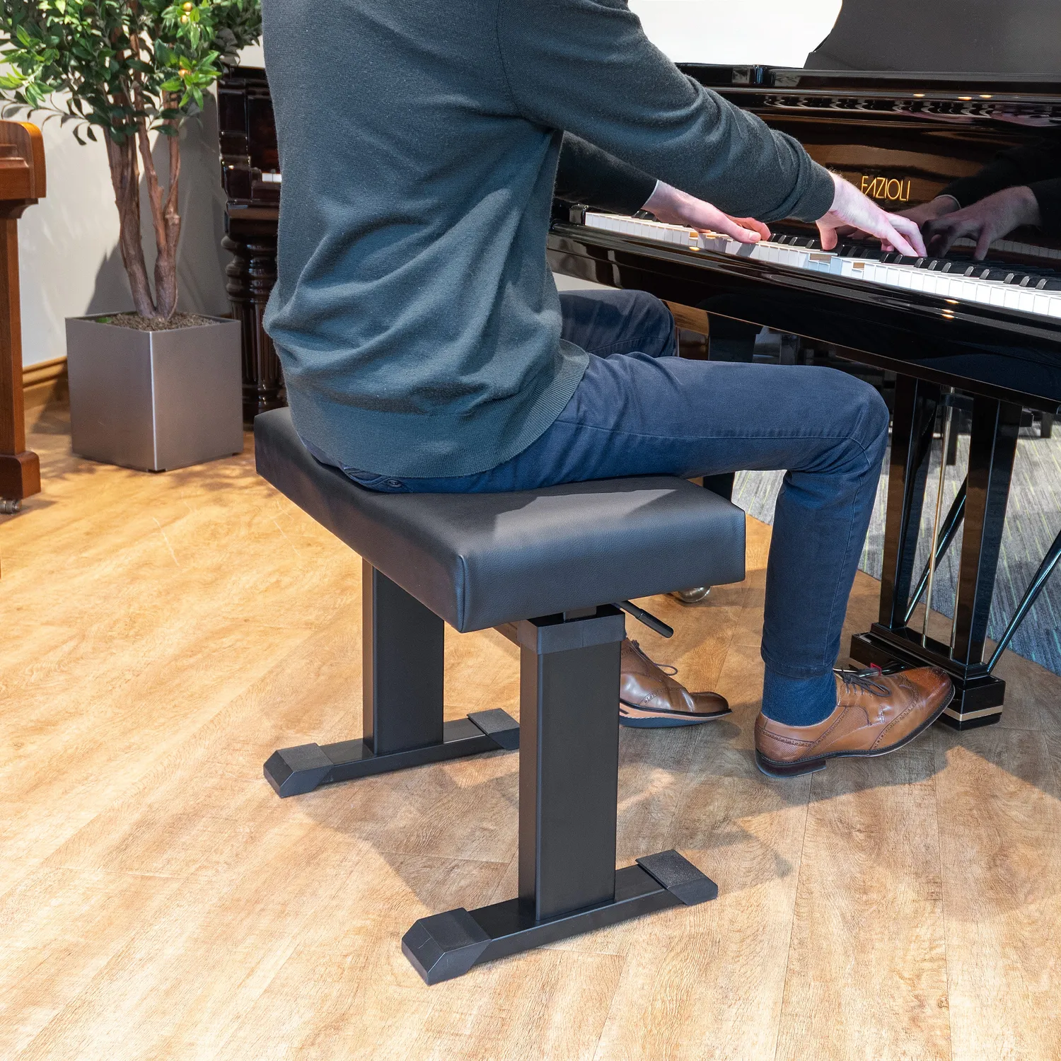 Musisca pianokruk hydraulisch verstelbaar zwart