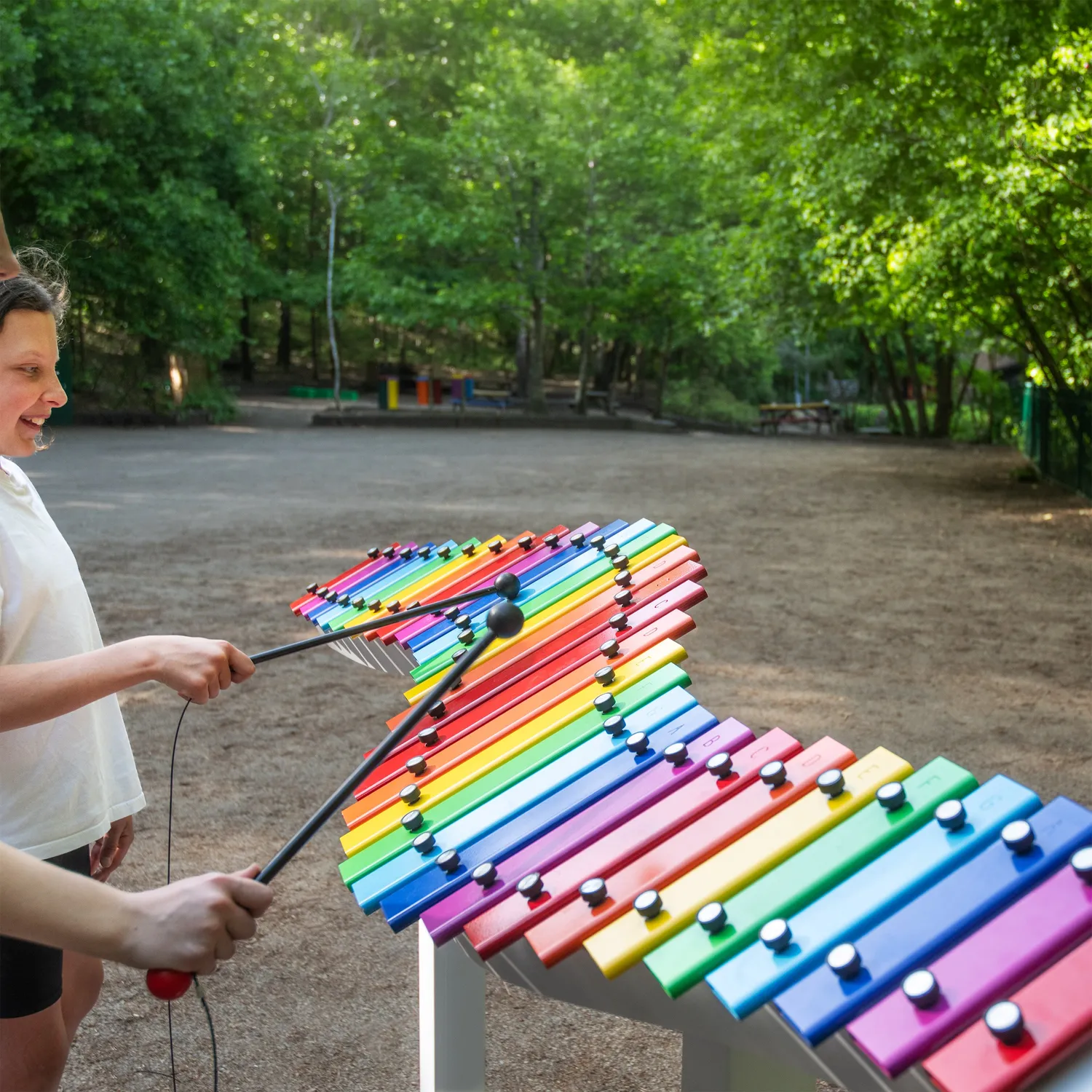 Percussion Plus Duo Wave 30 xylofoon buiten regenboog