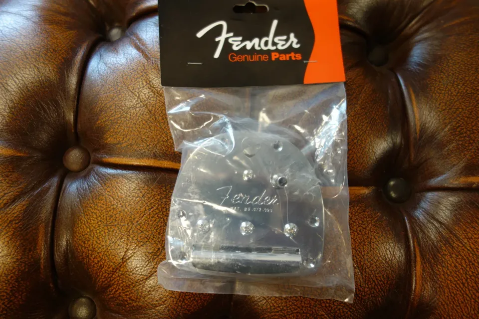Fender Jaguar Jazzmaster tremolo chroom import