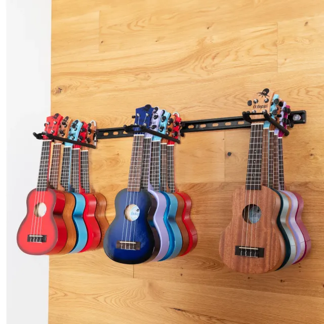 Ukelele wandrek zwart 15-vaks 1 m met 3 haken