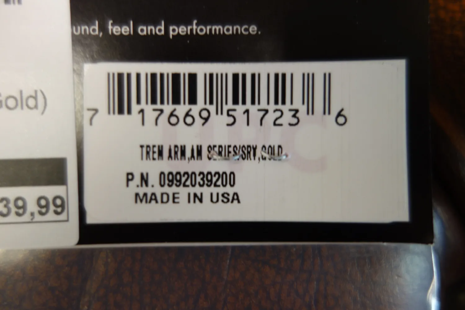 Fender American Vintage Stratocaster tremoloarm goud