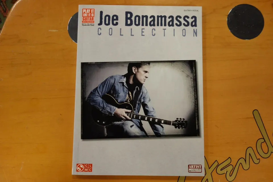 Hal Leonard Joe Bonamassa Collection songbook gitaar 160 pag