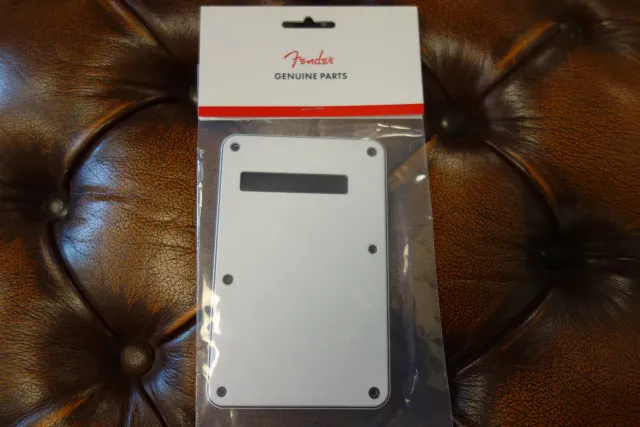 Fender Stratocaster backplate wit 3-laags tremolodeksel